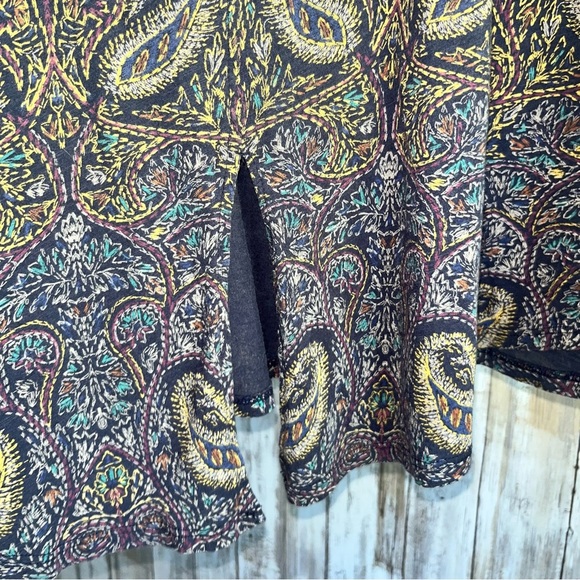 Lucky Brand Paisley Slit Back Boho Tee - Picture 5 of 6
